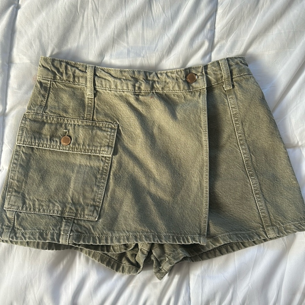 Green Zara Short Skirt, Size Xs